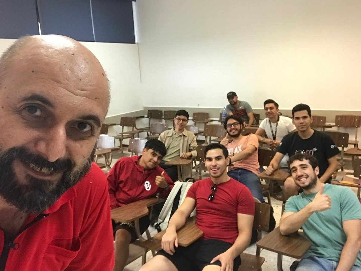 La mejor clase que he tenido en estos 3 años de carrera.