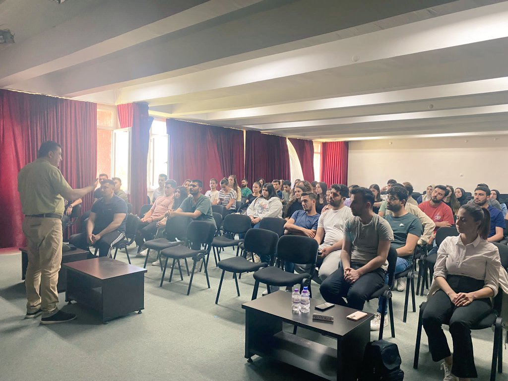 vetdrcandemir's tweet photo. '#GLADER Gıda Bilimleri Enstitüsü Bşk. olarak Kalite Okyanusundaki Yolculuğumuzun 21. si Afyon Kocatepe Üni. Vet. Fak. nde başarıyla tamamladık.
Eğitimi organize eden GLADER Afyonkarahisar Temsilcimize ve emeği geçenlere teşekkür ederiz. Genç meslektaşlarıma başarılar dileriz.🙋♂️ https://t.co/A7AWGOl5Lv