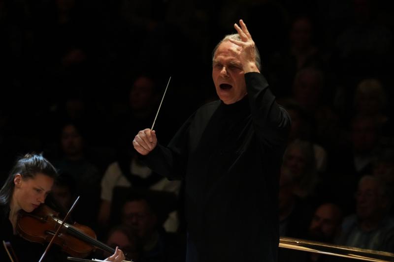 theartsdesk.com (@theartsdesk) on Twitter photo ★★★★★ <a href="/the_halle/">The Hallé</a> #SirMarkElder <a href="/BridgewaterHall/">The Bridgewater Hall</a> - A fine and fitting finale for Sir Mark, with #Mahler5 and an immediately attractive new choral-orchestral work from <a href="/jamesmacm/">James MacMillan</a> - review by <a href="/RobertBealeMcr/">Robert Beale</a> theartsdesk.com/classical-musi… ★★★★★ <a href="/the_halle/">The Hallé</a> #SirMarkElder <a href="/BridgewaterHall/">The Bridgewater Hall</a> - A fine and fitting finale for Sir Mark, with #Mahler5 and an immediately attractive new choral-orchestral work from <a href="/jamesmacm/">James MacMillan</a> - review by <a href="/RobertBealeMcr/">Robert Beale</a> theartsdesk.com/classical-musi…