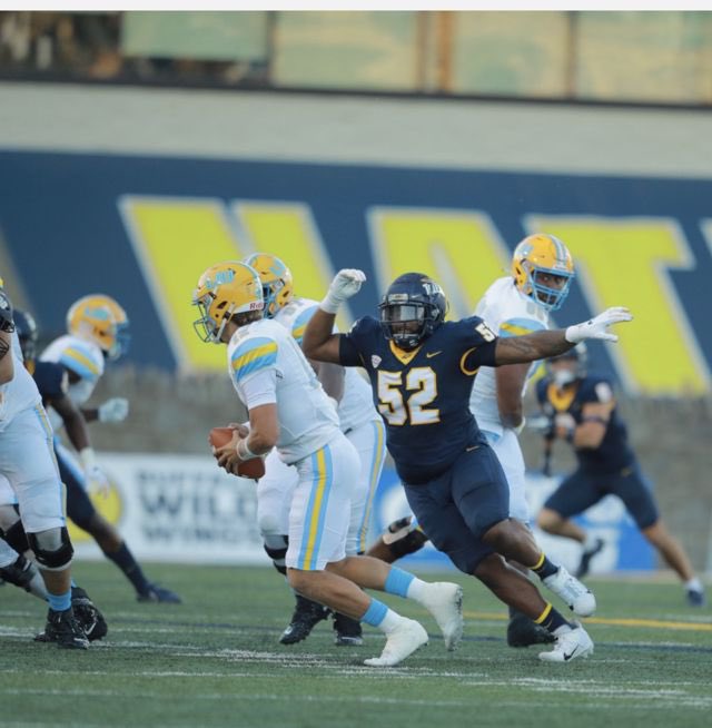 Blessed to receive and offer from the University of Toledo. #AGTG✝️ #Gorockets🚀 @CoachOkam @ToledoFB @_MNVikings @TheRealCoachMoe @MichaelTunsil @larryblustein @JohnGarcia_Jr @One11Recruiting @BALLERSCHOICE1 @TheCribSouthFLA