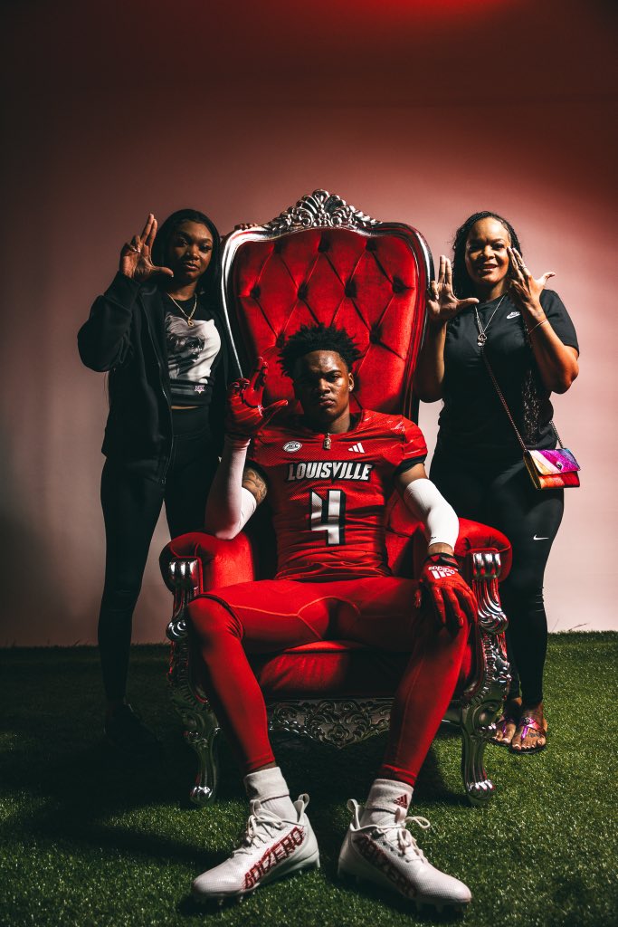 Rashad_Johnson4's tweet photo. Had A Great Time This Week Thanks @ULFBRecruiting !! @JeffBrohm @Brohm_Brady @CoachRonEnglish @MarkIvey90 https://t.co/1dPNQclMrj