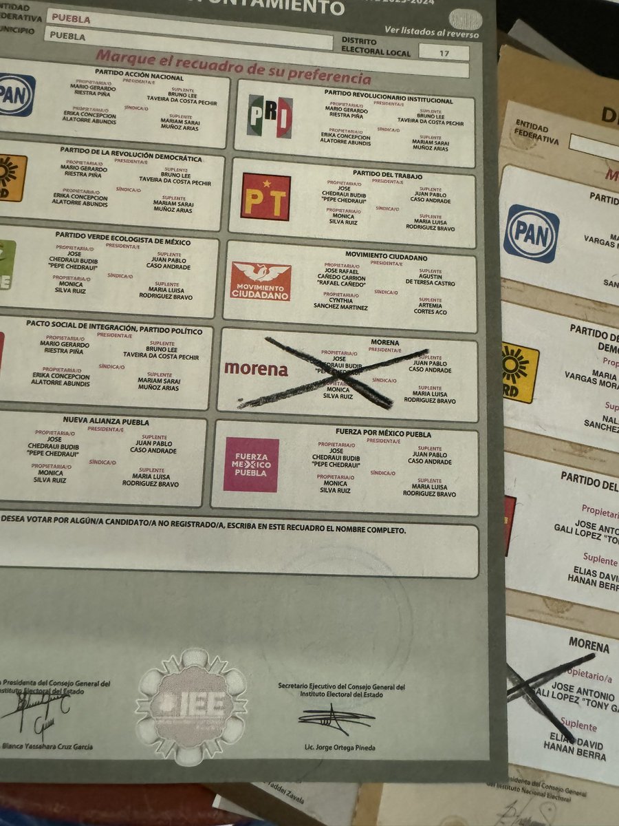 oscarngrt's tweet photo. Voto emitido a favor de @Claudiashein @armentapuebla_ @pepechedraui todo con la 4T en #Puebla https://t.co/IM1dxr4KbO