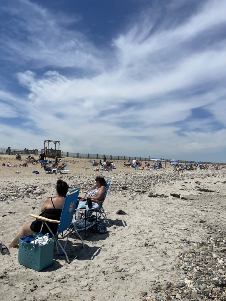 coachmace's tweet image. Can you find me in this picture? @DuxburyBeachRes #almostsummer #atthebeach