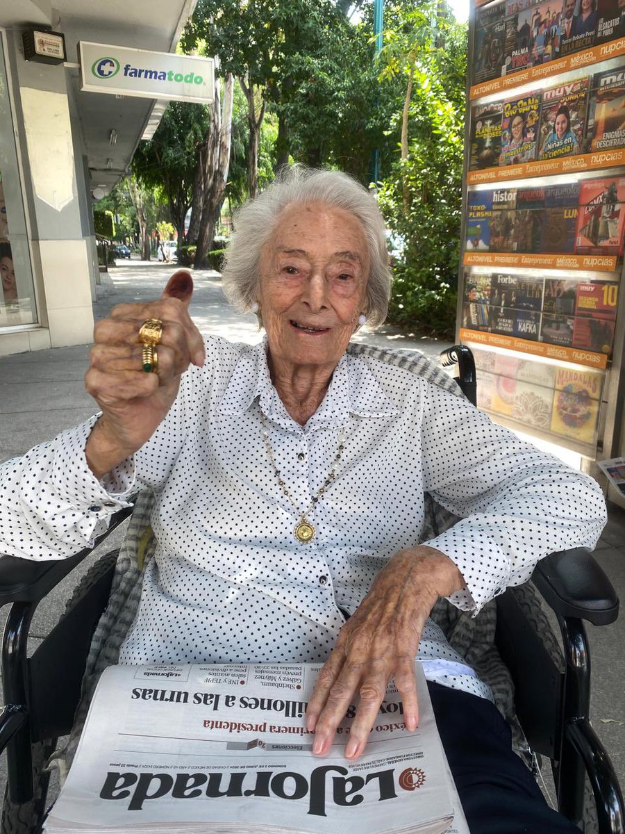 Mi abuela de 99 años acaba de salir a votar. Una mexicana ejemplar