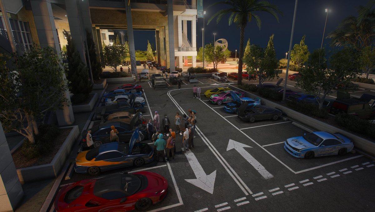 Production__RP's tweet image. 🚗 Our car meets at #ProductionRP are always a roaring success! Our community gathers to showcase their incredible rides, enjoy great music and possibly break off to the race scene after! 🏁✨

👉 productionrp.org

#GTARP #FiveM #Roleplay #GTA5RP #PRP