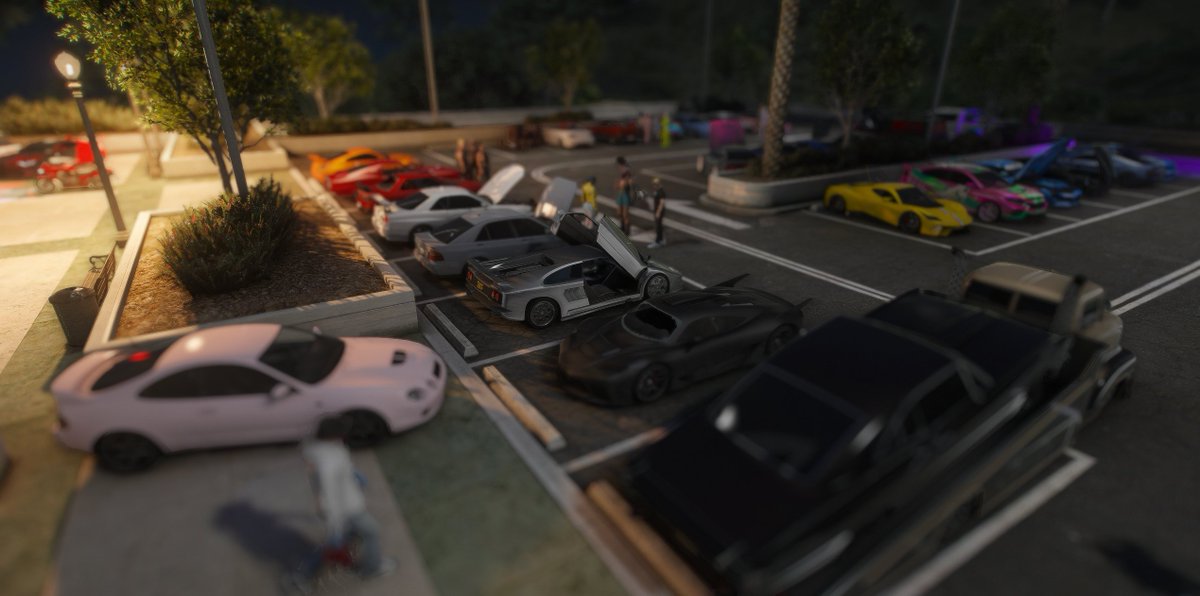 Production__RP's tweet image. 🚗 Our car meets at #ProductionRP are always a roaring success! Our community gathers to showcase their incredible rides, enjoy great music and possibly break off to the race scene after! 🏁✨

👉 productionrp.org

#GTARP #FiveM #Roleplay #GTA5RP #PRP