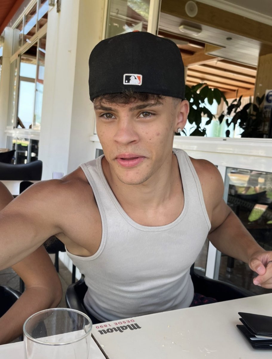 Jordan Twink tweet media