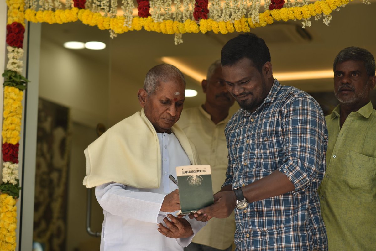 ChandruMayavan's tweet photo. எங்கள் இசை புத்தனே @ilaiyaraaja https://t.co/SUaeUXIy1m