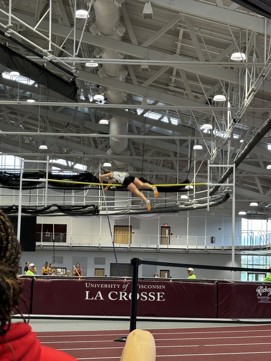 CaileyPeterson's tweet photo. WIAA D2 state 2024
T-7th PV
9th 4x200mR
Thanks to my coaches and teammates for a great Junior year season. https://t.co/iZoYaxmLqX
