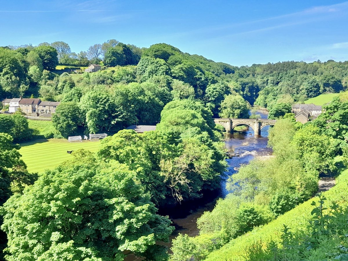 _WildfellHall's tweet photo. A double-dale day out today - pics below in case you’ve forgotten how beautiful #NorthYorkshire is 😉 #Swaledale #Wensleydale #Richmond #Leyburn #RatherBeOutside https://t.co/11DMELztPU