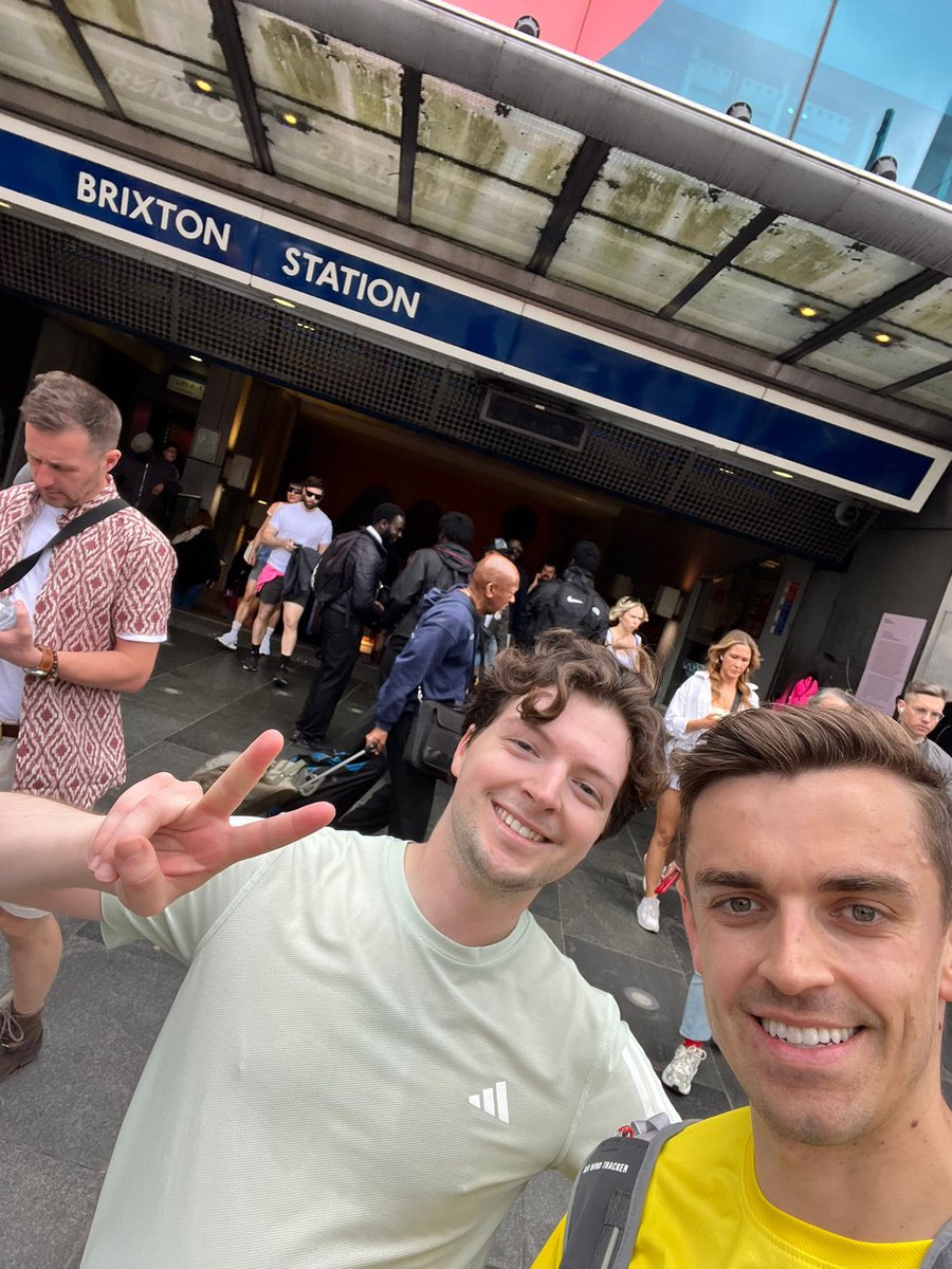 Following up on my walk of the Bakerloo line two weeks ago, yesterday I ran the Victoria line! I might be achy today but quite amazed I managed it