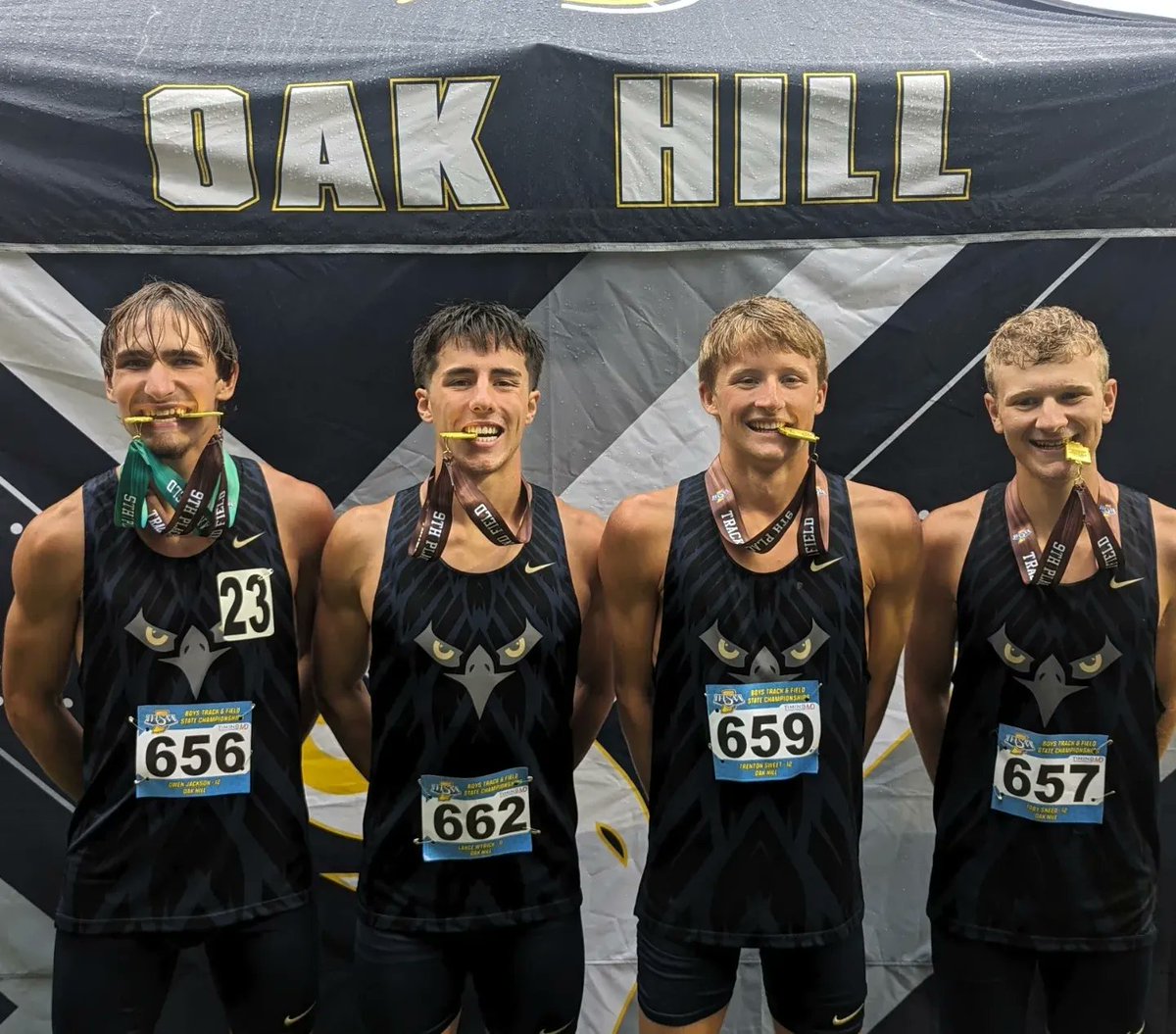 OHXC_OHTF's tweet photo. 🚨🏅ALL STATE PODIUM🏅🚨
2nd Straight Season Golden Eagles reach the Top 9 All State Podium in the 4x8 Relay.
5th a year ago lost a 1:55 leg battled through adversity...take the lead half way through...grab the last spot by the end in 9th
#BeUncommon
#DoWhatWeDo
#OneClassFight https://t.co/9RfuCvzFm6