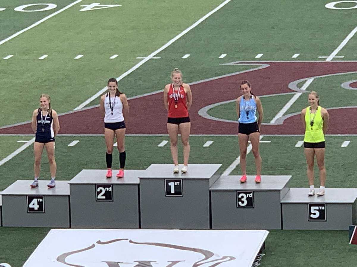 BCGirlsTrack's tweet photo. 🚨School Record Alert🚨 for Clare Marchant who ran 44.71 in the 300 hurdles at State.  Clare comes in 🥉and makes podium for her last race as a Lancer🔥🔥🔥🙌🙌🙌 We are so proud of you and you will be greatly missed!!   Good luck at @WASHU_XCTF https://t.co/qCqxgaPD34