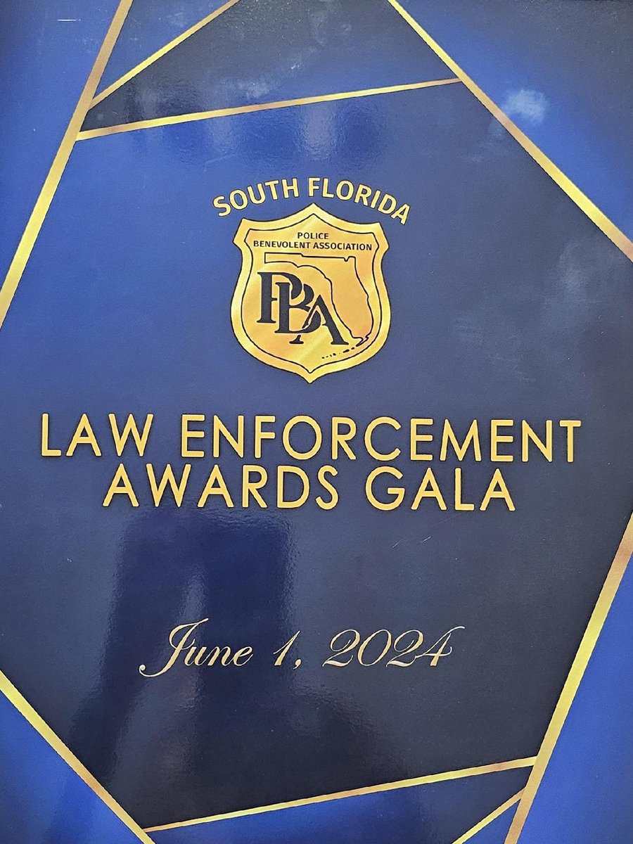ColinaGroup's tweet photo. JCG was honored to join @MotoSolutions, at the 2024 PBA Gala. We thank them for their uncompromising support of first-responders and law enforcement. Congratulations to the many heroes who were recognized last night for their amazing work. 👏🏼💙 https://t.co/WgvoQ91B8z