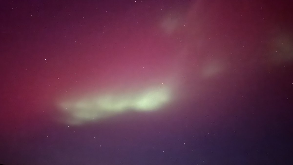 StewaRotheul's tweet photo. Polarlichter am 10. Mai 2024 bis zum Morgen (11.05.) https://t.co/G9S1cFn25A