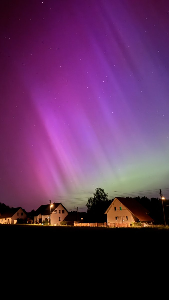 StewaRotheul's tweet photo. Polarlichter am 10. Mai 2024 bis zum Morgen (11.05.) https://t.co/G9S1cFn25A