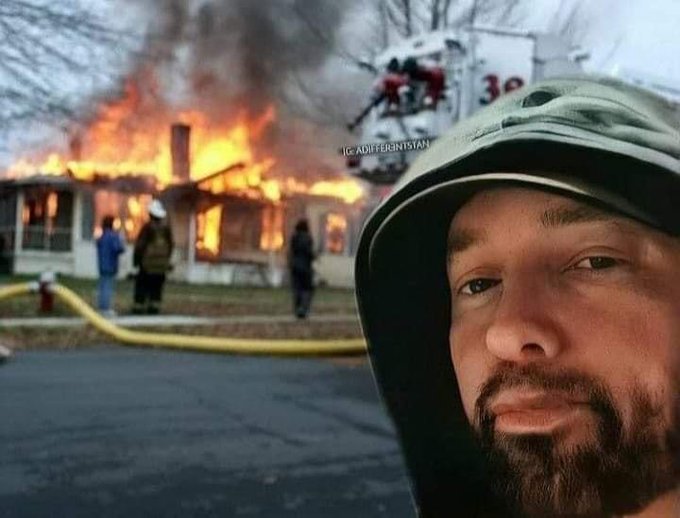 SlimShadyOfD12's tweet photo. Eminem after releasing Houdini https://t.co/6morzShqeX