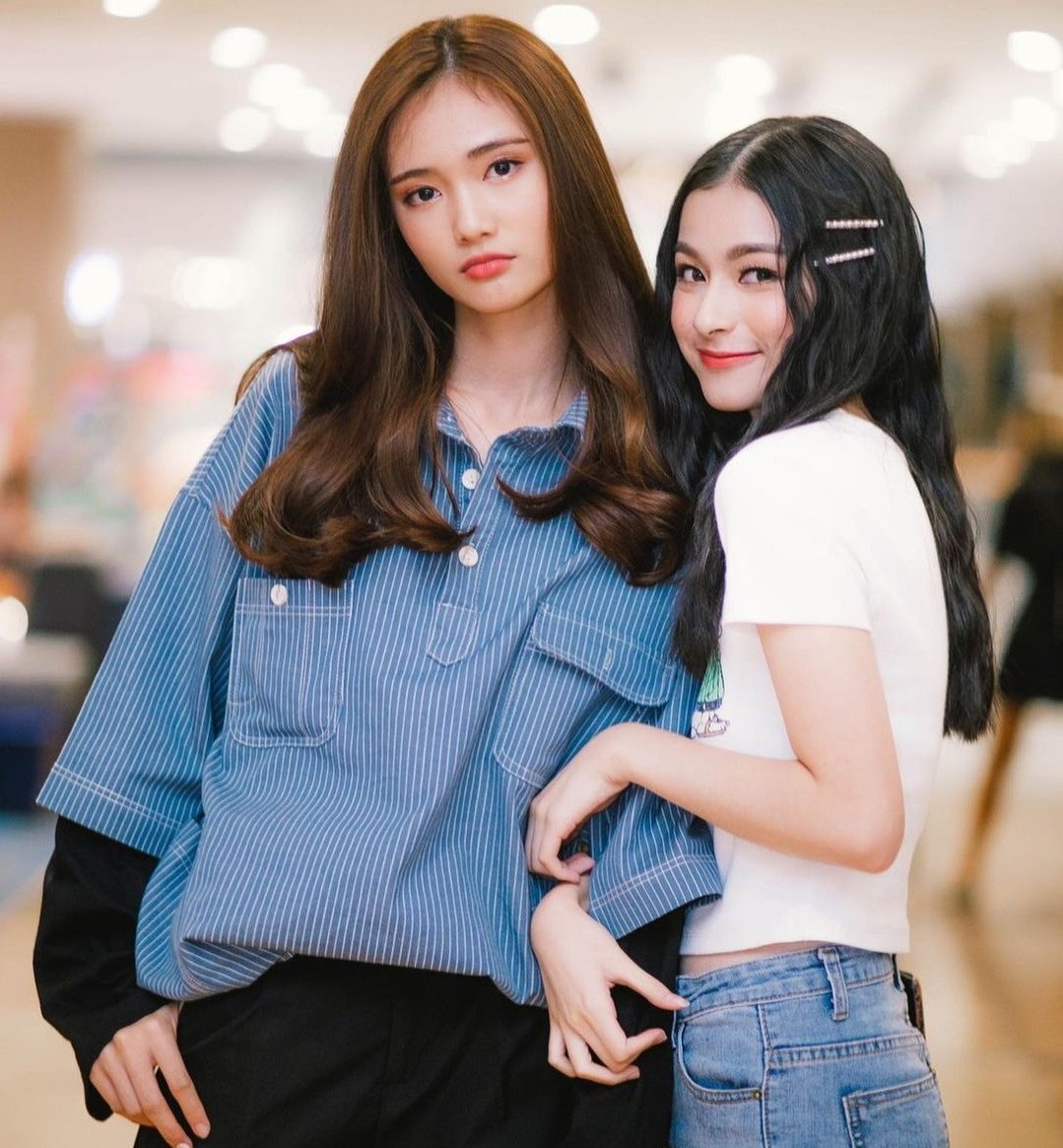 piployprim's tweet photo. missing them again 💔

♡ #primiily #piployrr #primpiploy #พรีมพิพลอย https://t.co/fS6keIugCS