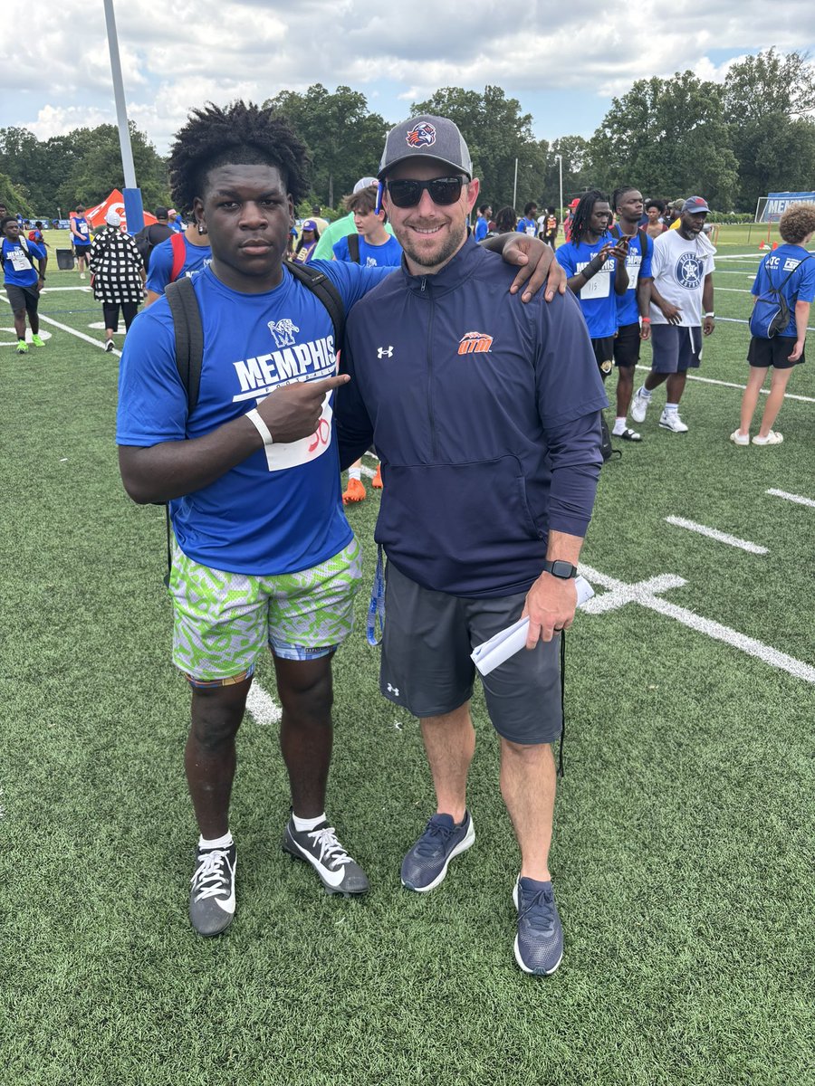 TaDayVuan Wilson (@tadayvuan) on Twitter photo After a great camp and a great conversation with @Coach_Butch_UTM I’m blessed to receive a offer from <a href="/UTM_FOOTBALL/">UT Martin Football</a> #goskyhawks <a href="/EarlGill10/">Earl Gill</a> <a href="/Coach_SandersQ/">Quad Sanders</a> #AGTG After a great camp and a great conversation with @Coach_Butch_UTM I’m blessed to receive a offer from <a href="/UTM_FOOTBALL/">UT Martin Football</a> #goskyhawks <a href="/EarlGill10/">Earl Gill</a> <a href="/Coach_SandersQ/">Quad Sanders</a> #AGTG