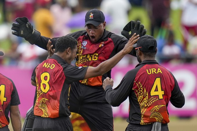  PNG ARE ABOUT TO SCRIPT HISTORY!