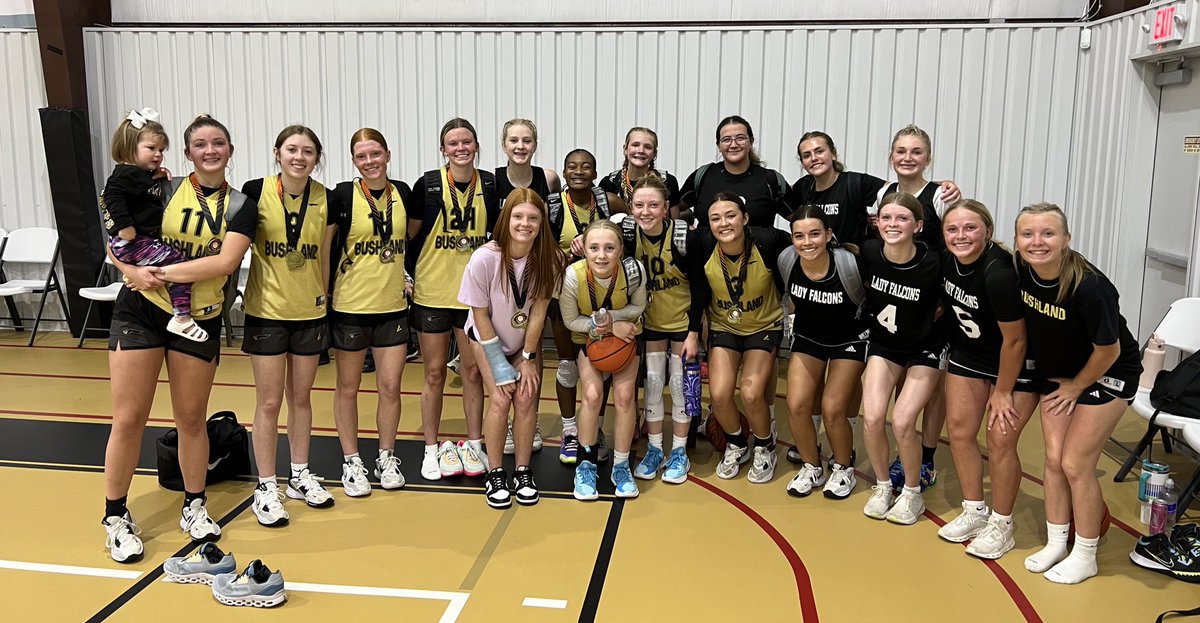 That’s a wrap! Proud of our teams this weekend. 💪👏

Thanks <a href="/hoop10/">HOOP 10</a> for having us! 

#WEAREBUSHLAND