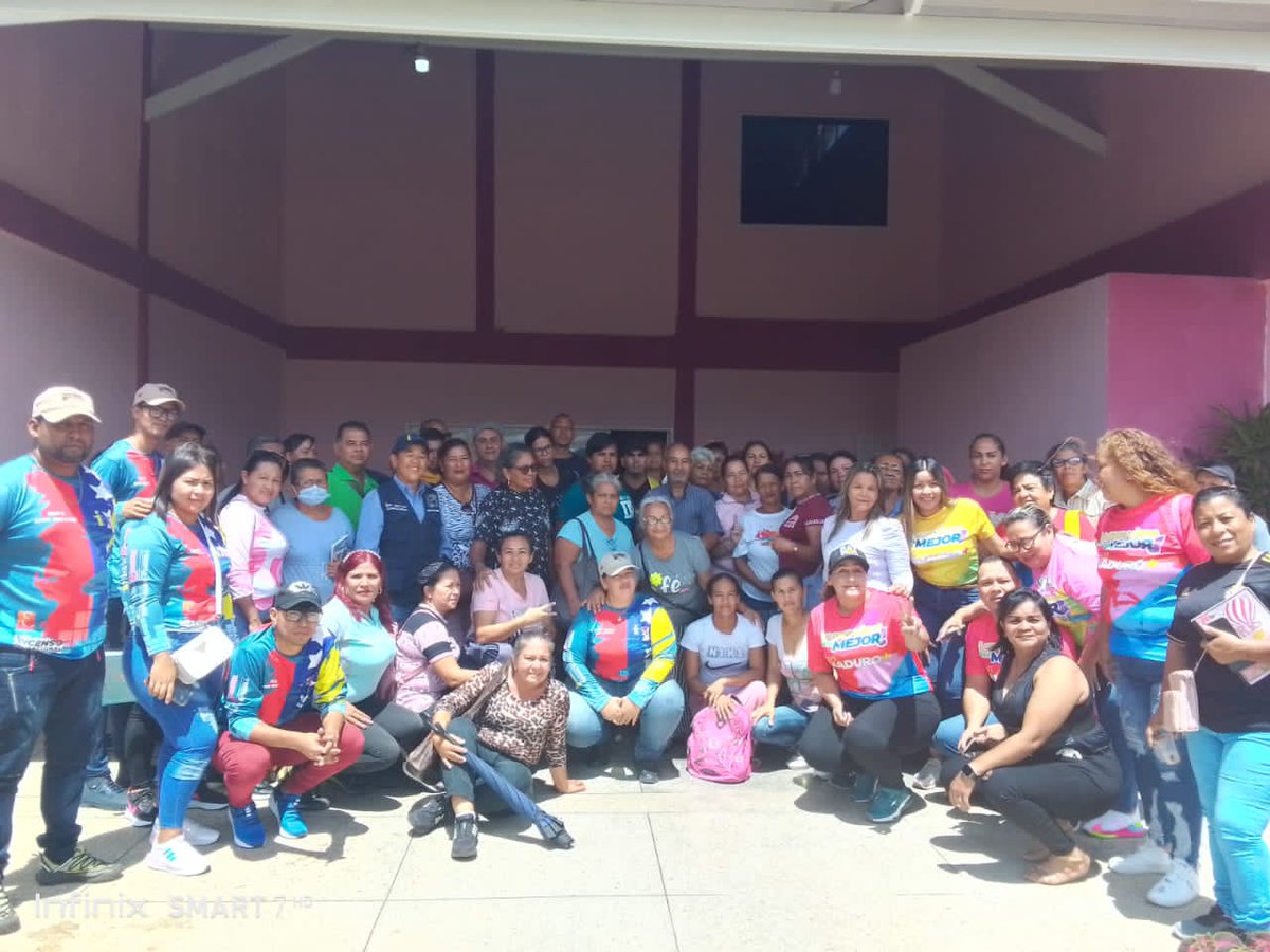 INE desde el Municipio Piar Estado Bolivar, para fortalecer las políticas públicas territoriales es un paso crucial en la consolidación de liderazgos locales.
#NicoLike
#XVCenso
#MaduroSeLasSabeTodas
#NicoLike
<a href="/NicolasMaduro/">Nicolás Maduro</a>
<a href="/rmenendezp/">Ricardo Menéndez</a>
#Venezuela
#LaEsperanzaEstáEnLaCalle
#Segen