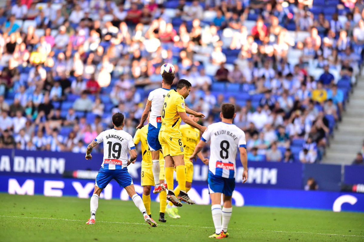 60' | 1-0 | Centro de Musto y Ortuño de cabeza remata desviado #EspanyolCartagena