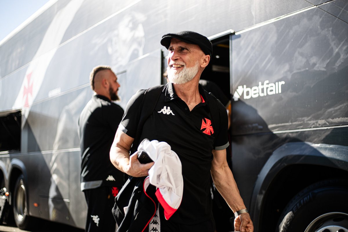 VascodaGama's tweet photo. 🧢💢

📸: Leandro Amorim | #VascoDaGama

#VASxfla
#BrasileiroNaVascoTV https://t.co/pc0RdqIeS9