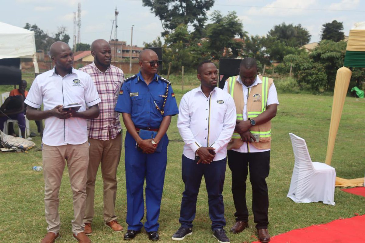 KeNHAKenya's tweet photo. 1/2 The Axle Load Highway Unit, along with the KeNHA Western Regional team, participated in the Bungoma Law Courts Open Day Forum at Posta Grounds, Bungoma. During the event, the Authority educated the public on axle load rules and regulations. https://t.co/SRGdMtUZBg