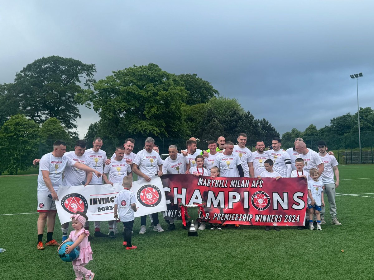 THE INVINCIBLE LEAGUE FUCKING CHAMPIONS 🏆🔥

What an achievement by everybody involved. 

Go on the Maryhill Milan ❤️🔴⚫️