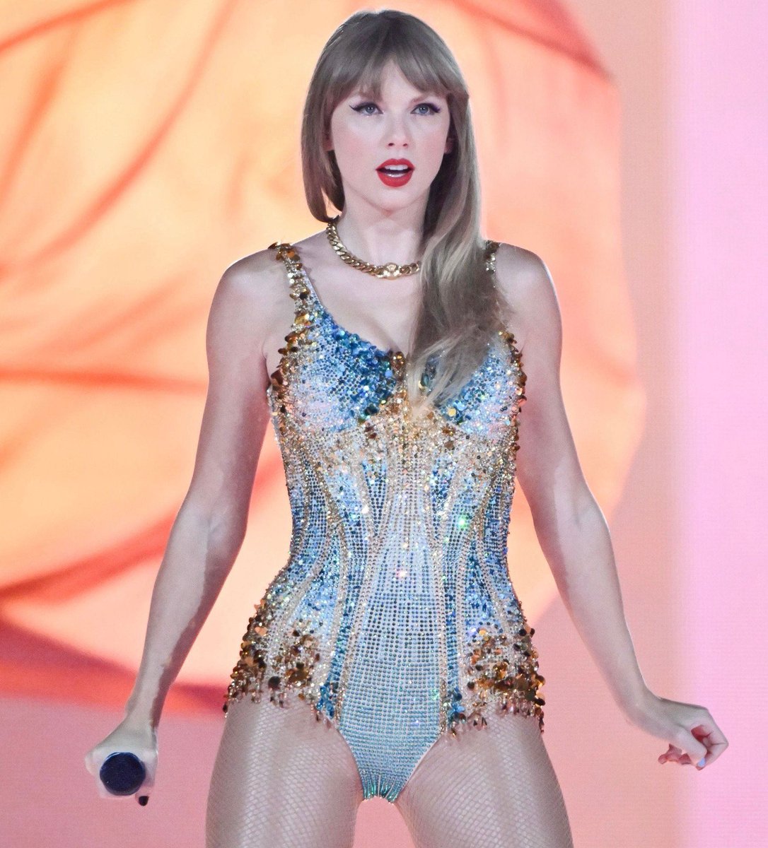 The Swift Society tweet media