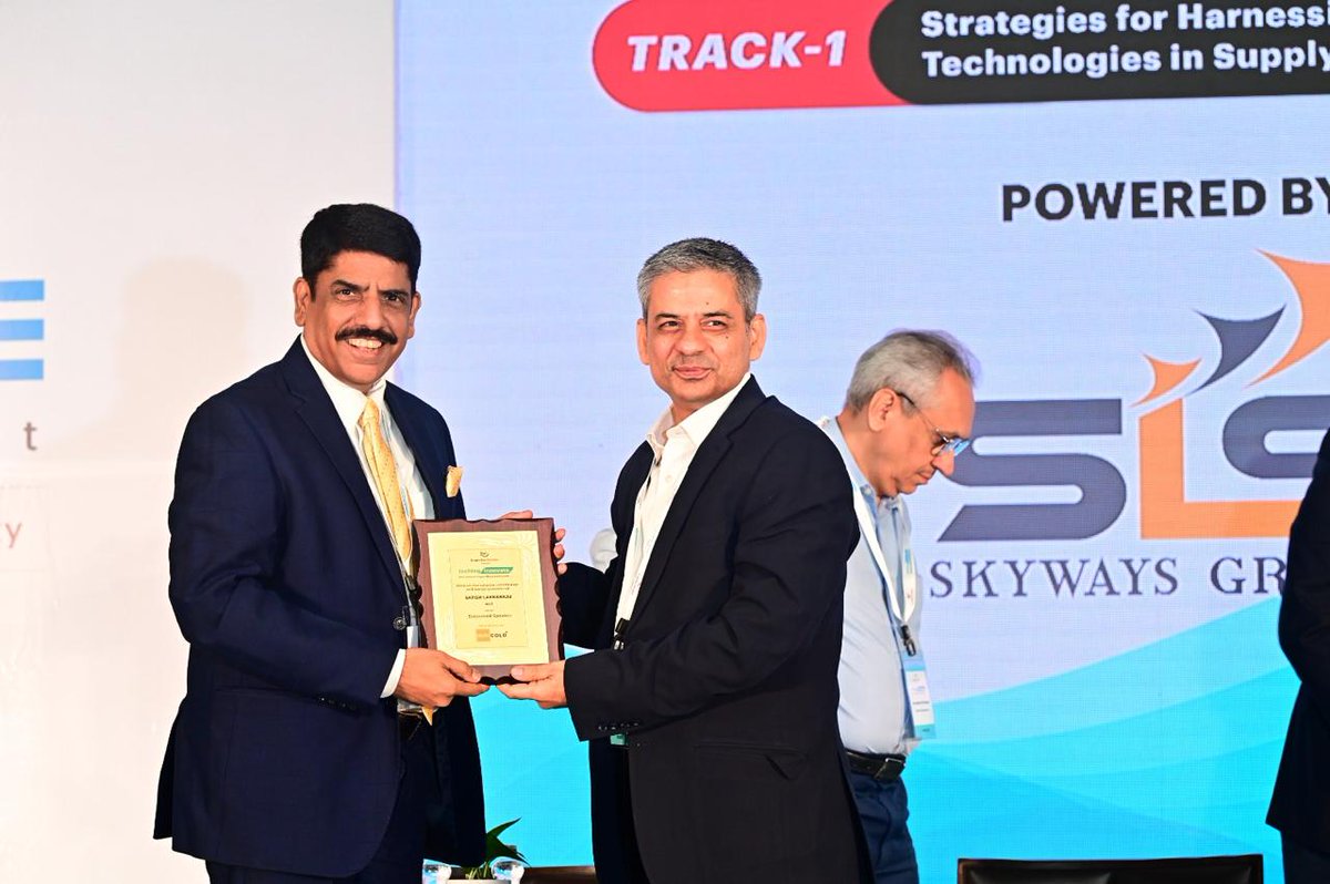 skartexpress's tweet photo. We're delighted to announce Mr. Sanjeev Choudhary, CEO of sKart, participated in a panel on "Strategies for Harnessing Emerging Technologies in Supply Chain Operations" at Techlog Innovate, organized by Logistics Insider in Mumbai.
#supplychains #technology #summit #sKart https://t.co/uqqAZkCSBg