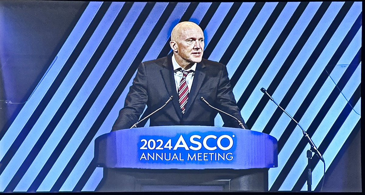 _ShankarSiva's tweet photo. #ASC024 neoadjuvant FLOT (5-FU/ leucovorin/oxaliplatin/docetaxel) is superior to chemo☢️ CROSS (41.4Gy plus carboplatin/paclitaxel) in locally advanced esophageal cancer
➡️ (cT1 cN+ cM0 or cT2-4a cNany cM0) RESECTABLE
➡️ conclusions; neoadjuvant FLOT is preferred #radonc @ASCO https://t.co/W0NMOvG1q0