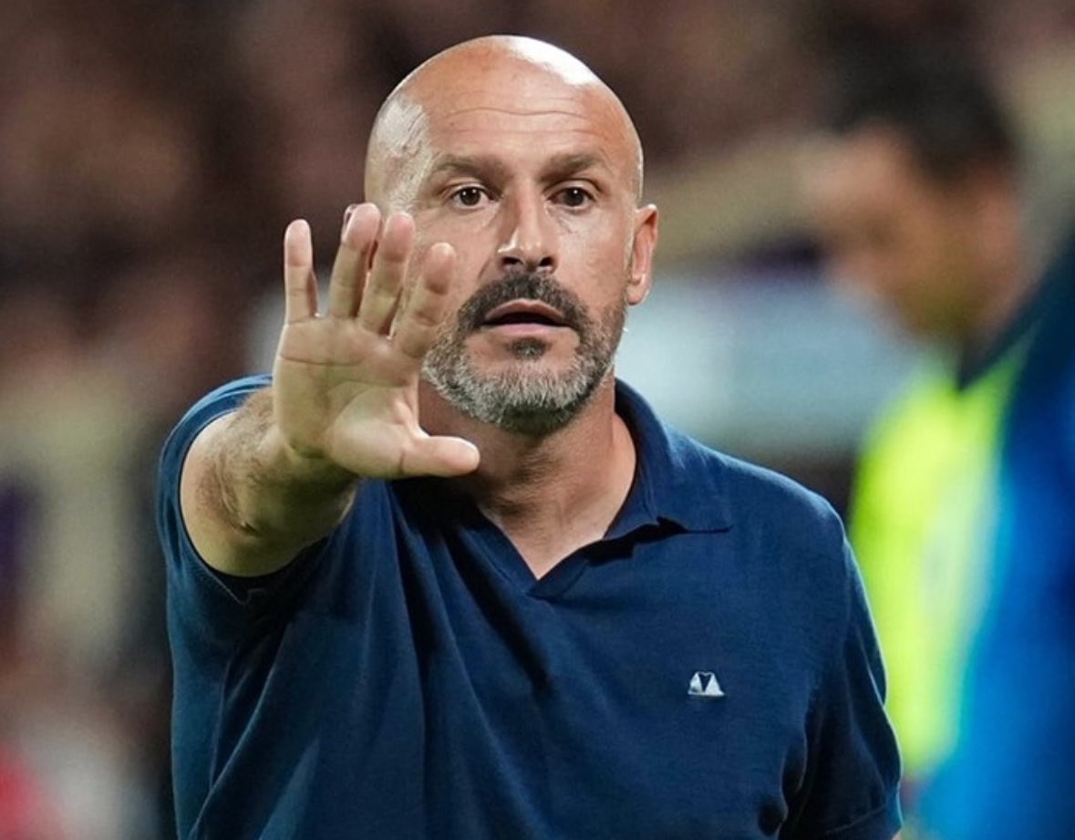 FabrizioRomano's tweet photo. 🚨🟣 Fiorentina confirm that Vincenzo Italiano’s set to leave the club, it’s over.

The new manager will be Raffaele Palladino, just waiting on final details and formal signature on contract valid until June 2026. https://t.co/yIronwIetx