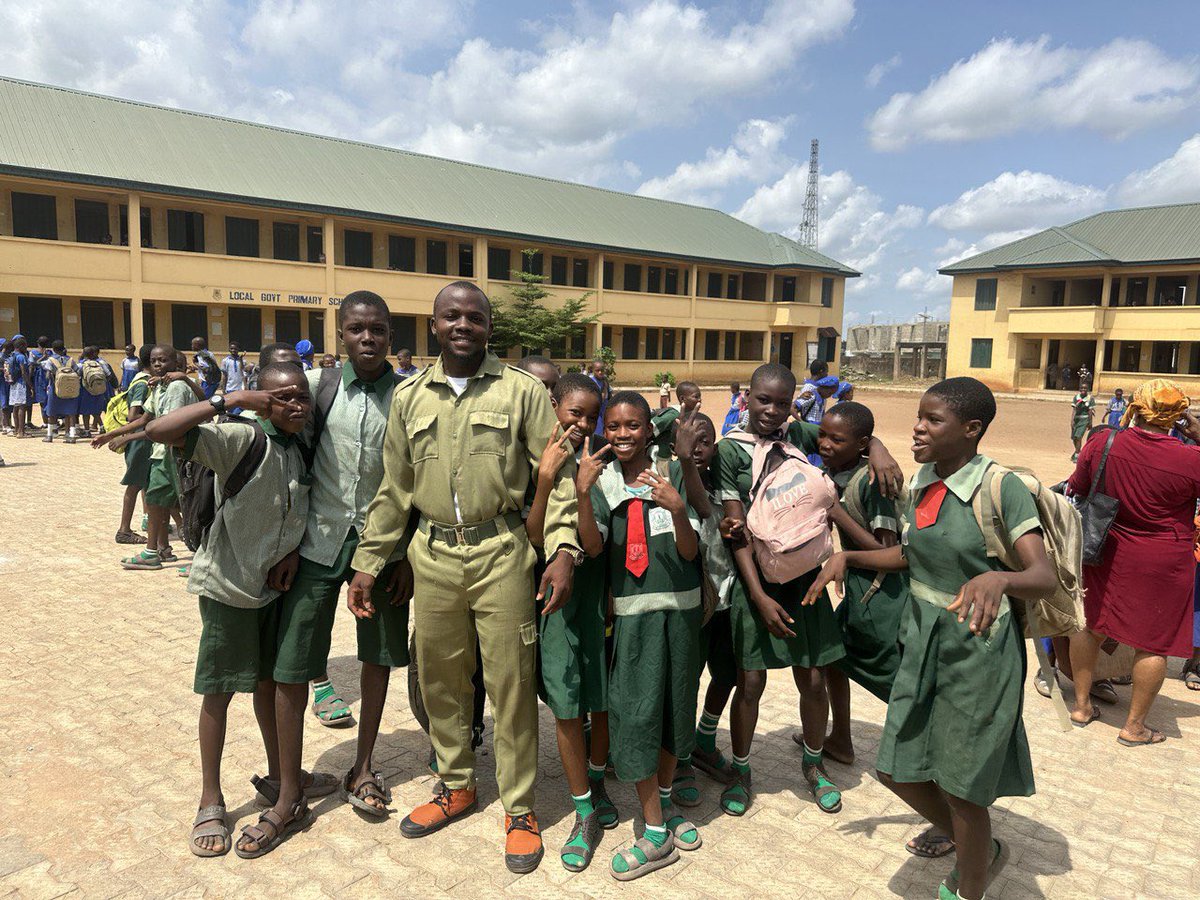 Hilary Azubuike tweet media