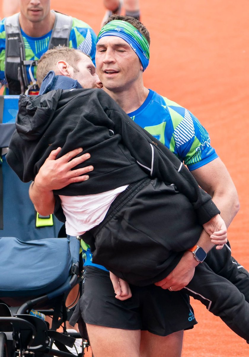 The greatest / saddest picture, probably ever taken 
I hope they meet again….