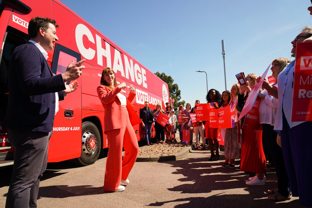 AngelaRayner's tweet photo. This is not a drill - it’s a battle bus. 🚍 

Strength in numbers in Northampton South for Labour’s marvellous candidate @mike_reader 

We’ll change Britain together. 🌹 https://t.co/6yFsZNzQHB