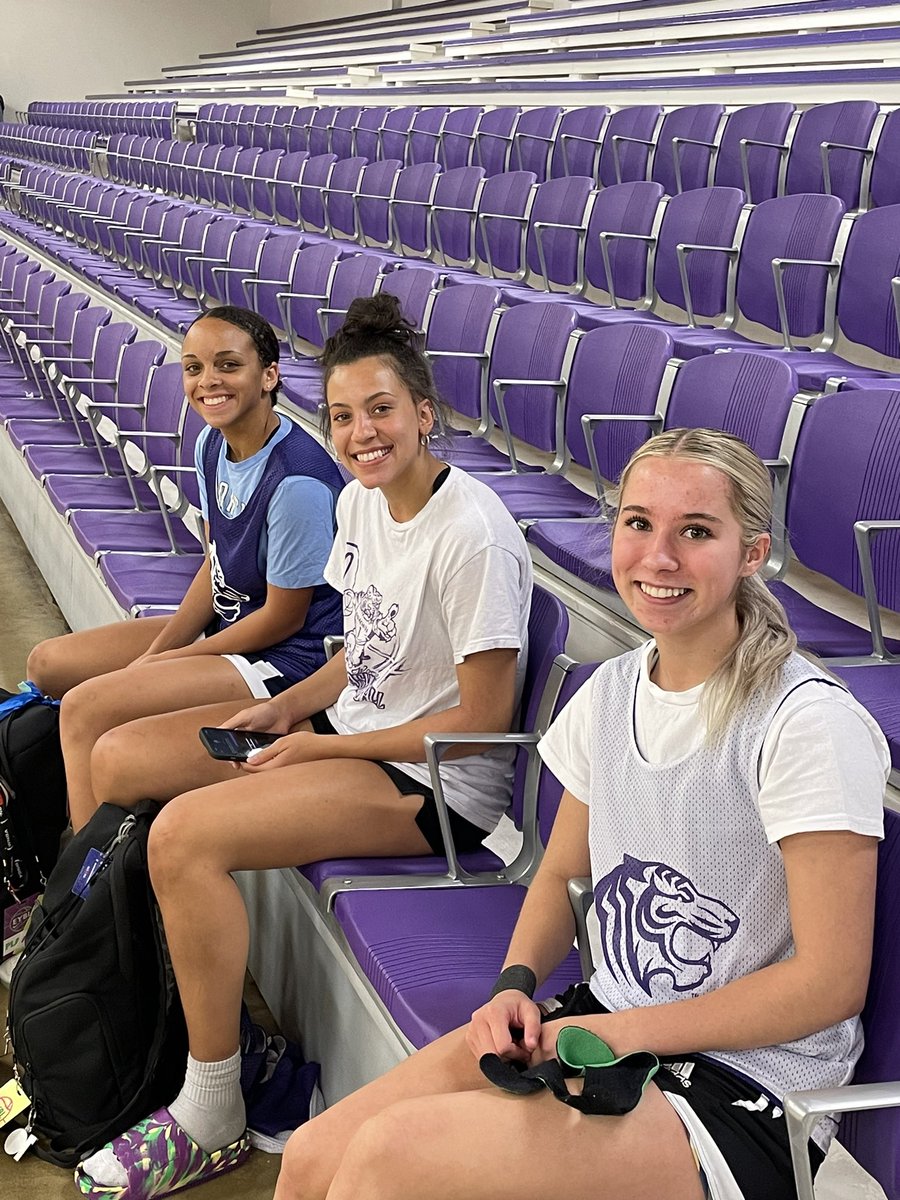 McKenzie Williams (@mckenzi3w) on Twitter photo Overwhelmed with gratitude for the offer from <a href="/OBULadyTigers/">Ouachita Women's Basketball</a>! All praise to God for his blessings. Massive thanks to my dad for the support and countless hours of training. Family, faith, opportunity – truly blessed! <a href="/CoachKileyHill/">Kiley Hill</a> thank you for believing in me! 🙏 Overwhelmed with gratitude for the offer from <a href="/OBULadyTigers/">Ouachita Women's Basketball</a>! All praise to God for his blessings. Massive thanks to my dad for the support and countless hours of training. Family, faith, opportunity – truly blessed! <a href="/CoachKileyHill/">Kiley Hill</a> thank you for believing in me! 🙏