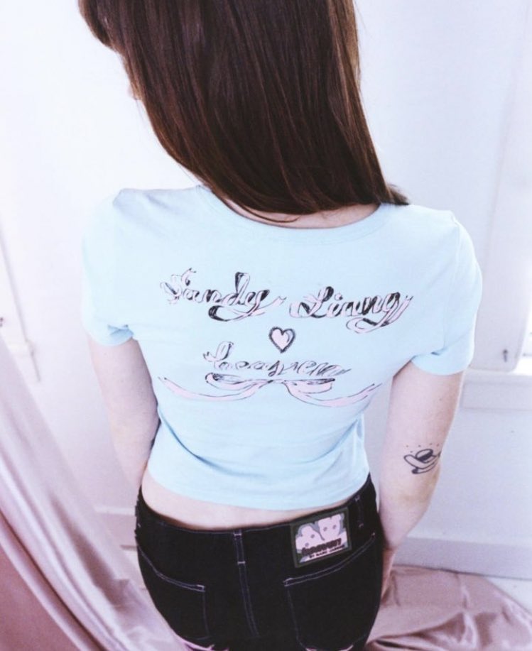 itgirlangeI's tweet photo. clairo for heaven x sandy liang ୨୧ https://t.co/qhRV4DeTn1