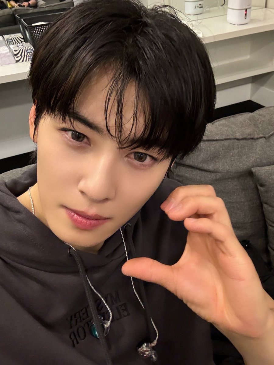 mt_aroha's tweet photo. เหมือนไม่เหนหน้านานเลยย คิดถึงอ้วงงงง
อยากบินนนน 🥹🥹
 #CHAEUNWOO https://t.co/AlY5twxGqh