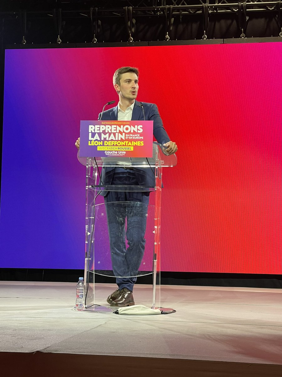 Magnifique meeting à Marseille, salle comble et enthousiaste pour la liste de la Gauche Unie pour le monde du travail! <a href="/L_Deffontaines/">Léon Deffontaines</a> <a href="/Fabien_Roussel/">Fabien Roussel</a> <a href="/PCF/">PCF</a> <a href="/Gauche_RS/">Gauche Républicaine & Socialiste #FrontPopulaire</a> <a href="/MRC_France/">MRC</a> <a href="/engagement_l/">l'Engagement</a> <a href="/Radicaux2Gauche/">Les Radicaux de Gauche - LRDG</a>