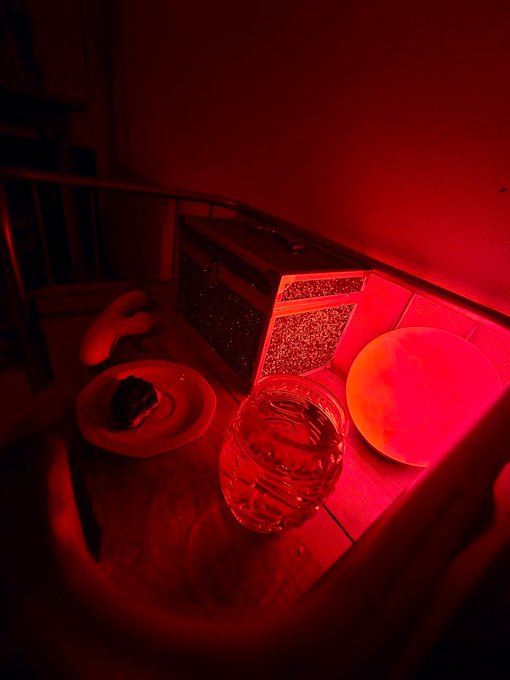 QRT this with whats on your nightstand  Engagement thread for dommes   For me its my satisfyer, a glass<a href="/tag/ebonygoddess"class="tags"><span>#ebonygoddess</span></a><a href="/tag/paypig"class="tags"><span>#paypig</span></a><a href="/tag/humanatm"class="tags"><span>#humanatm</span></a><a href="/tag/finsub"class="tags"><span>#finsub</span></a><a href="/tag/findomnl"class="tags"><span>#findomnl</span></a>