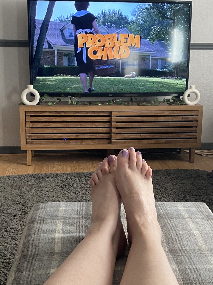 michell94097428's tweet image. old films are definitely the best 😊