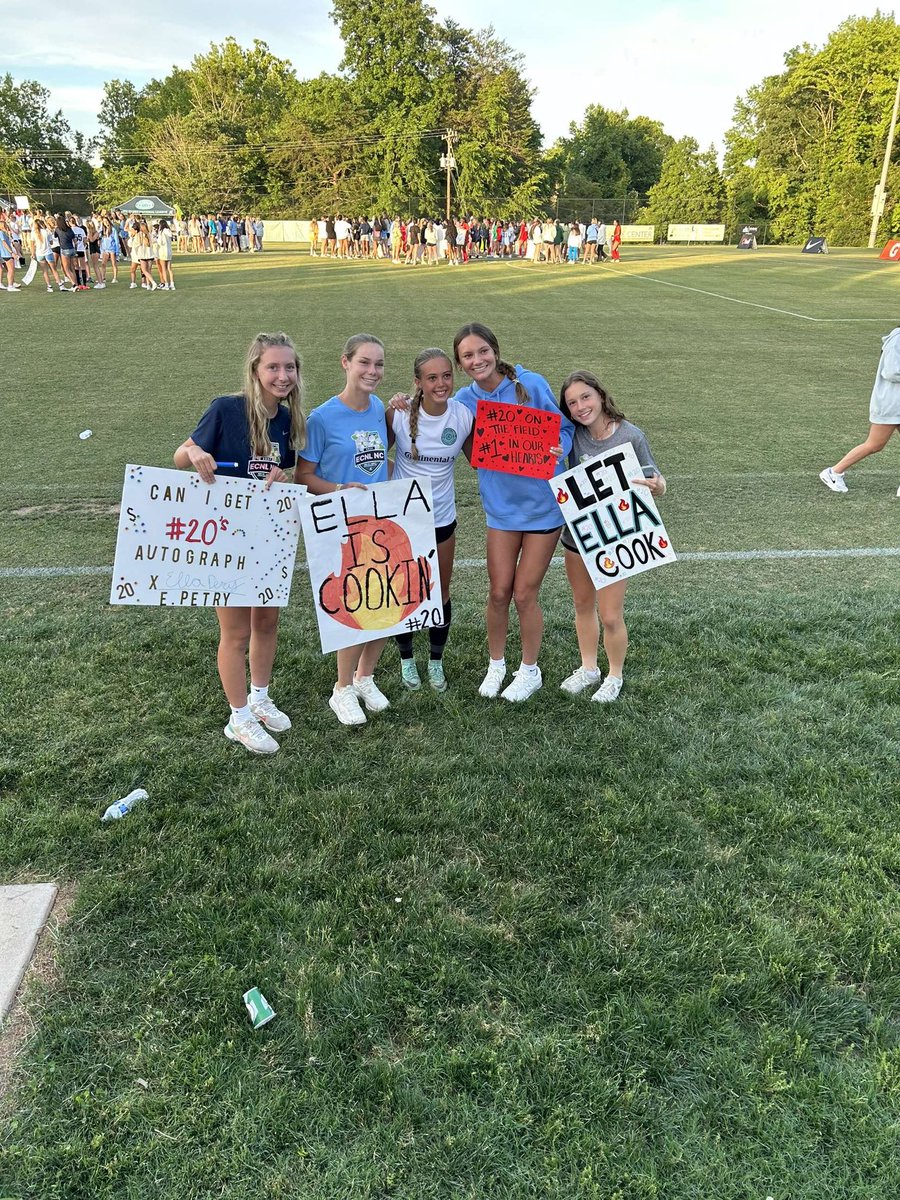 emersonhsports's tweet photo. Had a great time at @ECNLgirls North Carolina!! Sadly we lost 1-2 today to end our last day at the showcase and our ECNL Season. Going to miss these girls next season, but I am excited for next season with @scsurf09ga!!!!! @TopDrawerSoccer https://t.co/Ld6CFHsRA9
