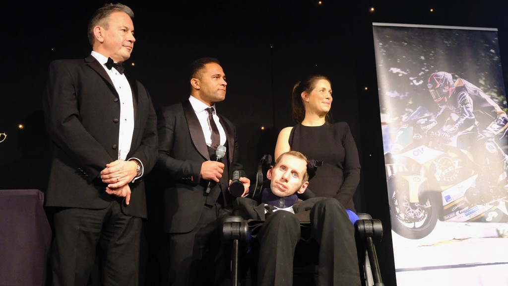 Rob Burrows CBE was a hero, celebrated sportsman &amp; advocate for motor neurone disease.

Rob &amp; Lindsey attended our Sports Awards Gala Dinner and we named Rob “Inspiration of the Year”. Both Rob and Lindsey inspired everyone that night. 

Our thoughts are with their family #RIP