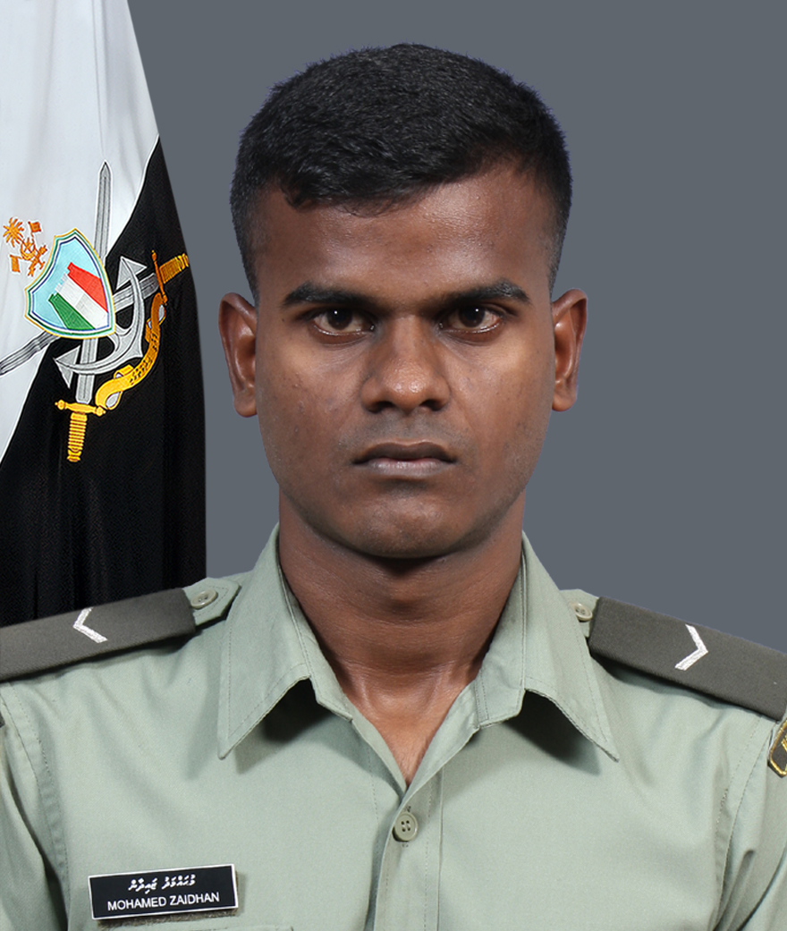 إِنَّا لِلَّٰهِ وَإِنَّا إِلَيْهِ رَاجِعُونَ .
މިއަދު ހިނގި ހިތާމަވެރި ހާދިސާއެއްގައި ލާންސްކޯޕްރަލް މުހައްމަދު ޒައިދާން ނިޔާވުމަކީ އަޅުގަނޑުމެން ސިފައިންނަށް ލިބުނު ފުންހިތާމައެކެވެ.