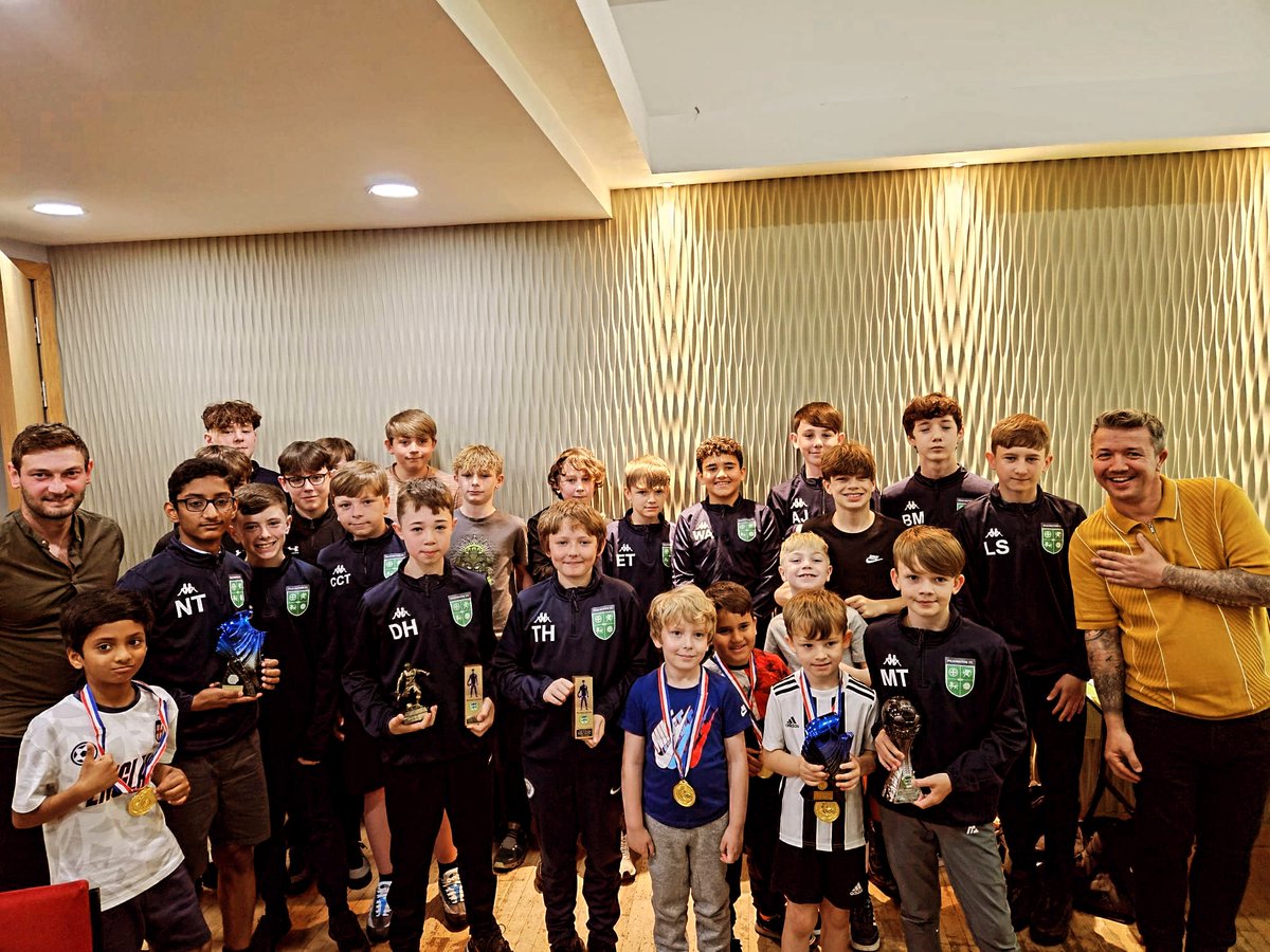 Massive thanks to all the lads this season. The progress you have all made has been incredible. Thanks for trusting me and Andy to be part of your footballing journey and sticking together
We go again next season ⚽️
Your <a href="/PilksFCjuniors/">Pilkington FC Jnrs</a> Rangers u13s 23/24 season💪
Up the pilks💚