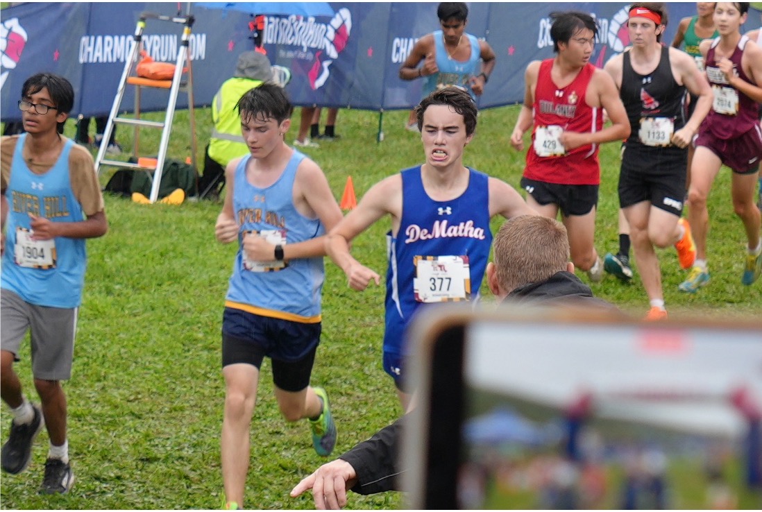 DM Cross Country tweet media