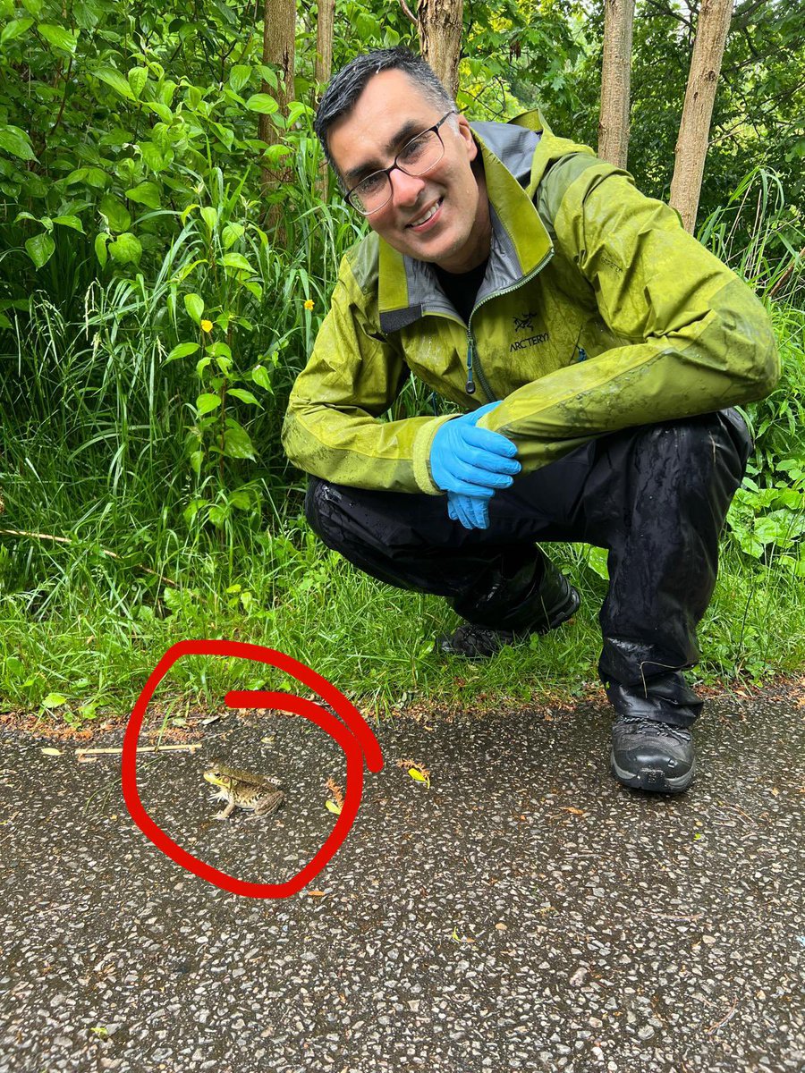 A little rain isn’t enough to stop us from looking after the Don Valley. Thanks to <a href="/dontmesswthedon/">dontmesswiththedon</a> for hosting another amazing community cleanup, and for being a champion of our green spaces!