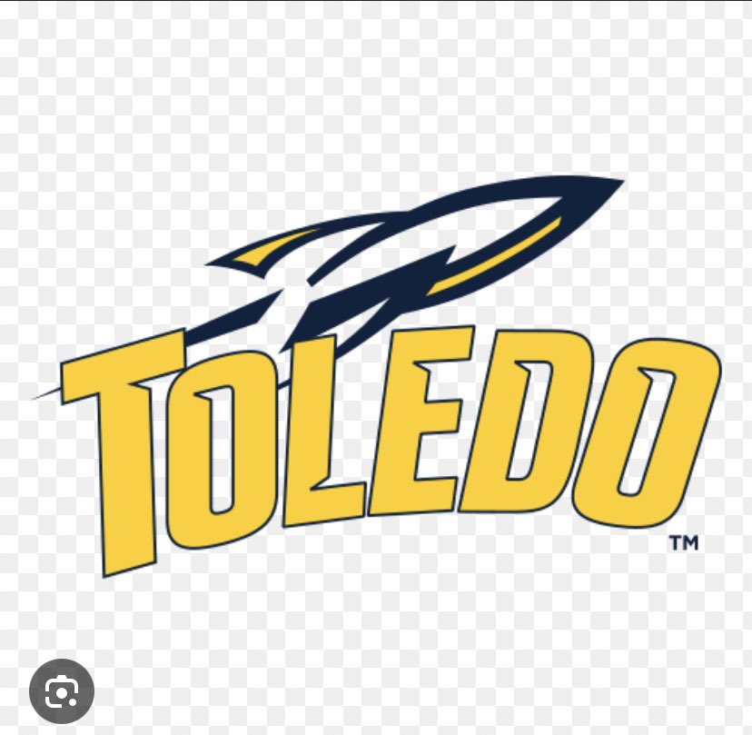 KhyzeSmith's tweet photo. I’m truly blessed to be offered by the university of Toledo 🚀💛💙@maxwray10 @MiamiNorlandSHS @Dwight_XOS #agtg https://t.co/X2S2tXLGpb